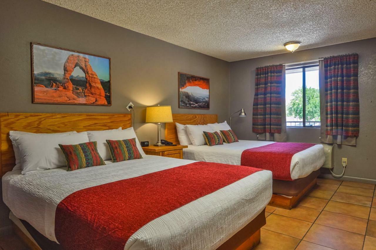 Double Room,818283296:JPEG